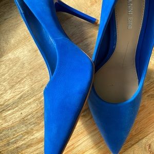 Gianni Bini vibrant blue heels!!!
